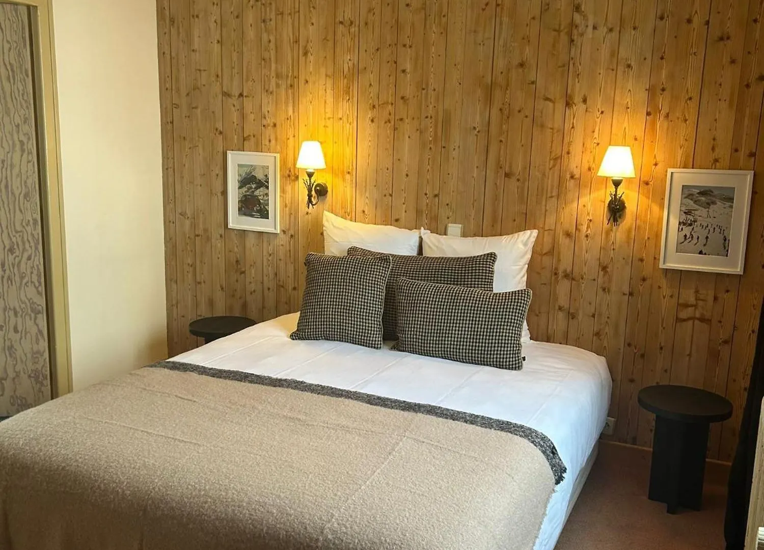 Hotel Le Caprice Des Neiges Combloux 2*,