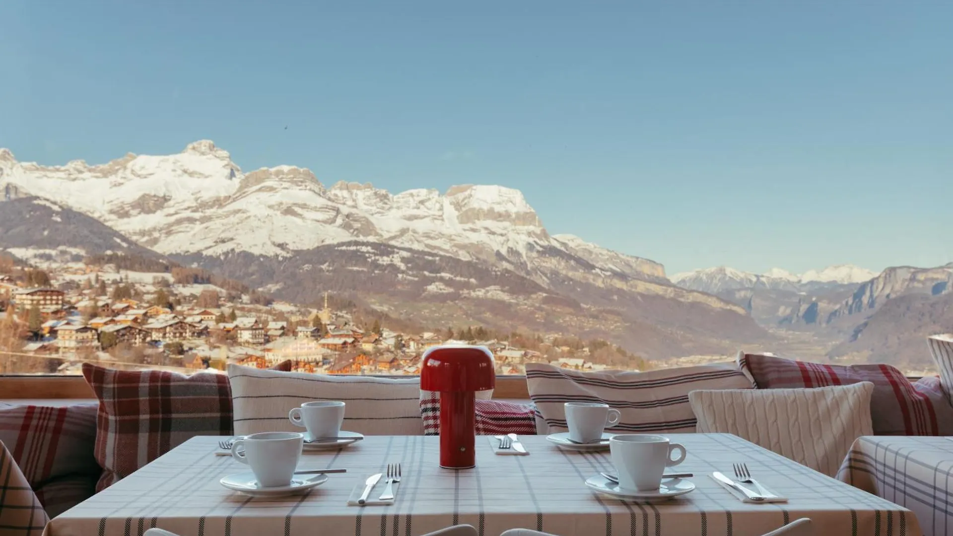 Hotel Le Caprice Des Neiges Combloux
